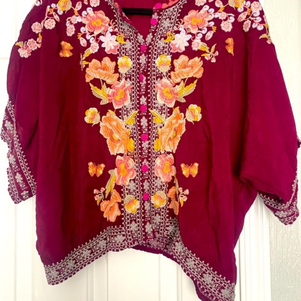 Johnny Was Edyth Floral Embroidered Blouse